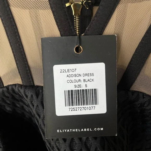 Elegant Black Dress - Picture 14 of 15